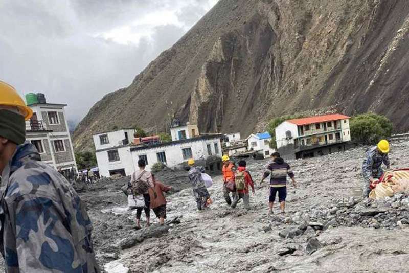 बाढी, पहिरो र चट्याङबाट ७३ जनाको मृत्य, २० बेपत्ता