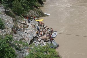 त्रिशूलीमा बेपत्ता बस र शवको खोजीका लागि भारतीय उद्धार टोली आजदेखि खटिदैँ