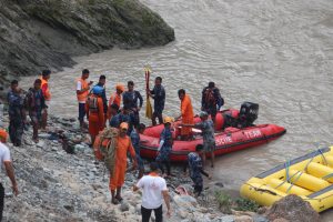 त्रिशूलीमा हराएका बस र यात्रु खोज्न चीनसँग पनि सहयोग माग्दै सरकार