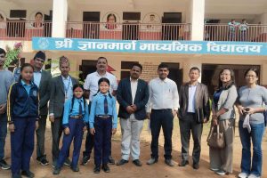 ज्ञानमार्ग माध्यमिक विद्यालय घ्याल्चोकमा शैक्षिक अनुगमन